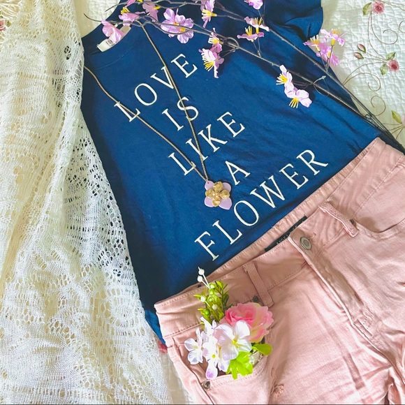 Pink Ripped Shorts - Picture 2 of 3